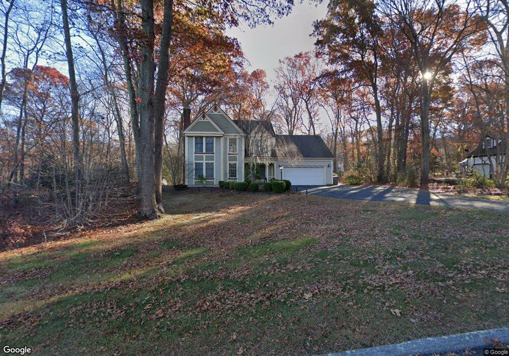 4 Mackinnon Place, East Lyme, CT 06333 - photo 1