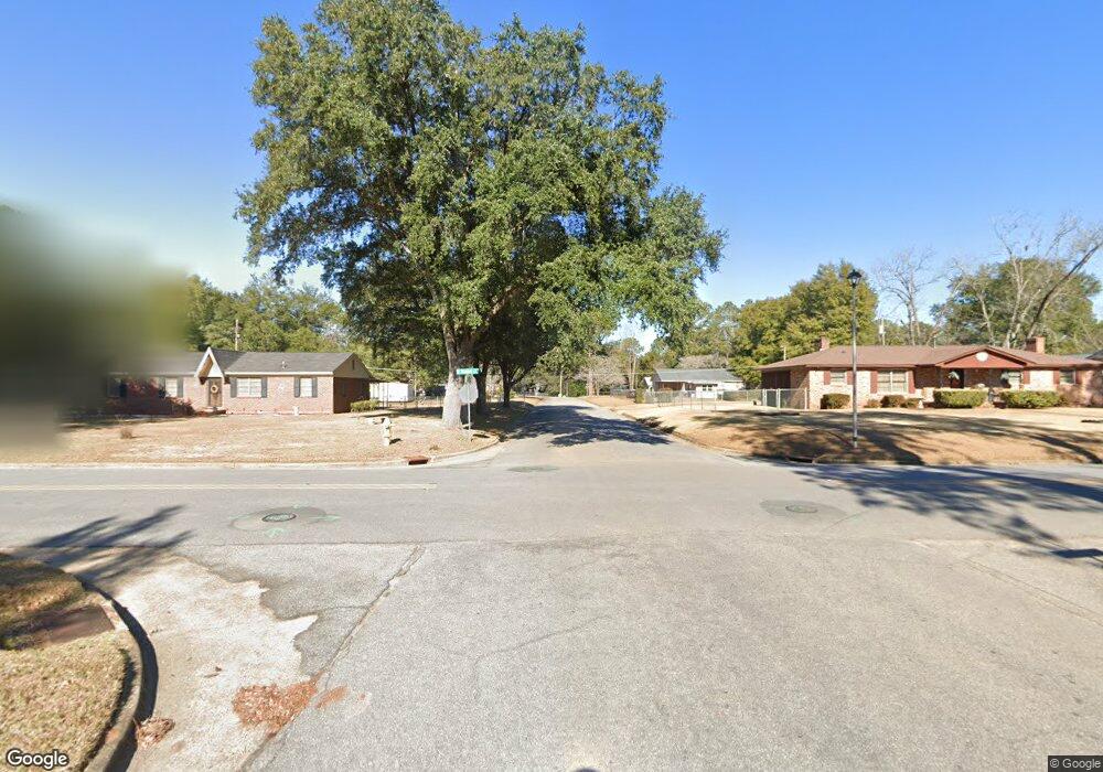 910 Colquitt Cir, Albany, GA 31707 - photo 1