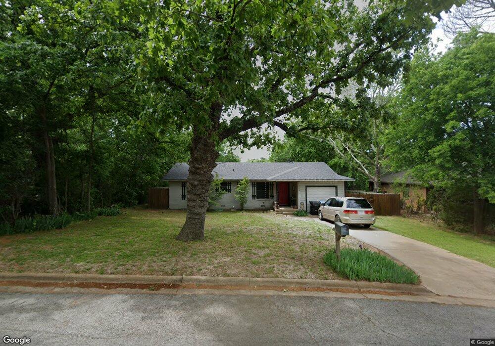 2000 Collier Dr, Denison, TX 75020 - photo 1