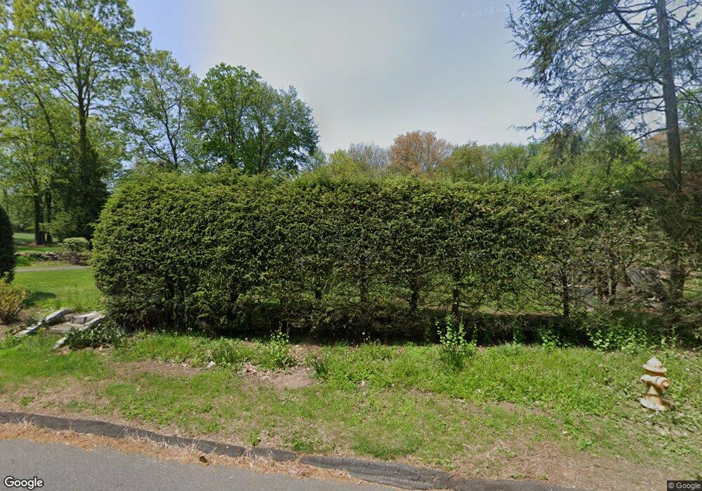 28 Seeley Rd, Trumbull, CT 06611 - photo 1