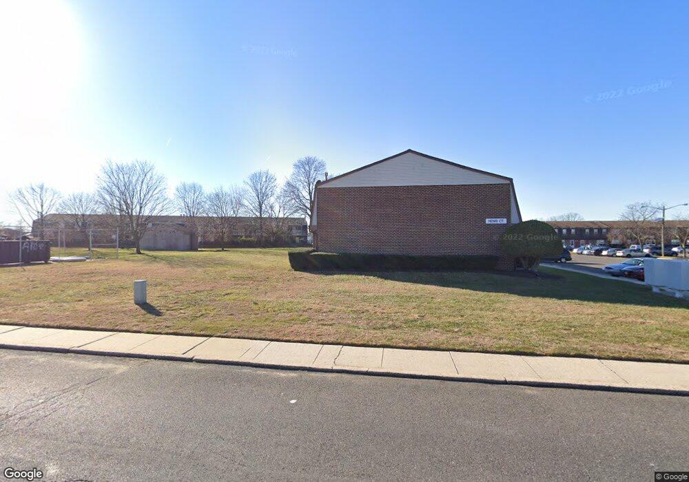 804 Henri Ct unit 804, Burlington, NJ 08016 - photo 1