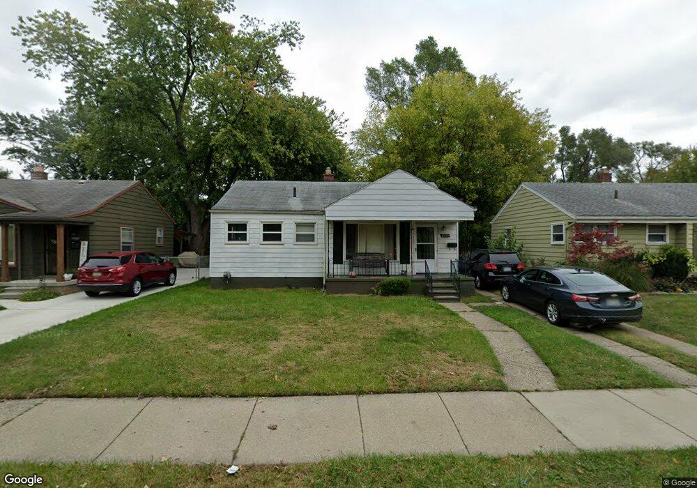 23090 Rosewood St, Oak Park, MI 48237 - photo 1