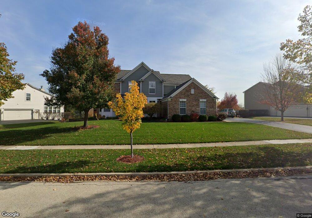 521 Saratoga Cir, Algonquin, IL 60102 - photo 1