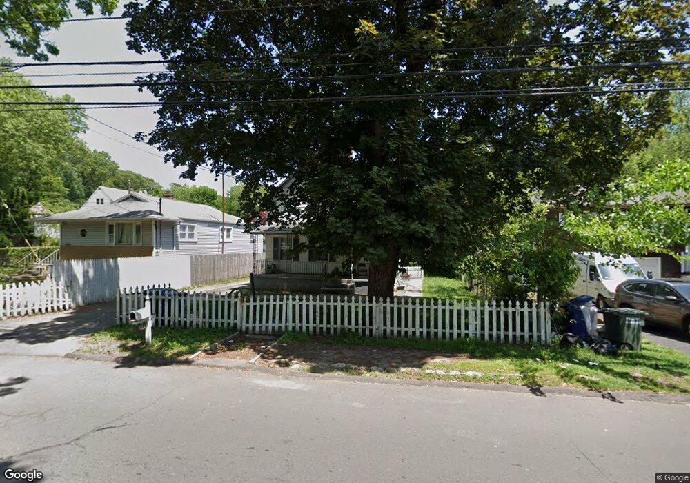 776 Chopsey Hill Rd, Bridgeport, CT 06606 - photo 1