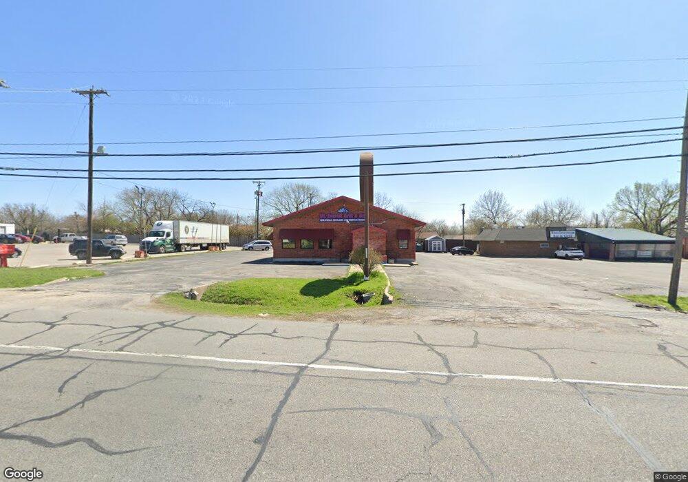 2119 Texoma Pkwy, Sherman, TX 75090 - photo 1