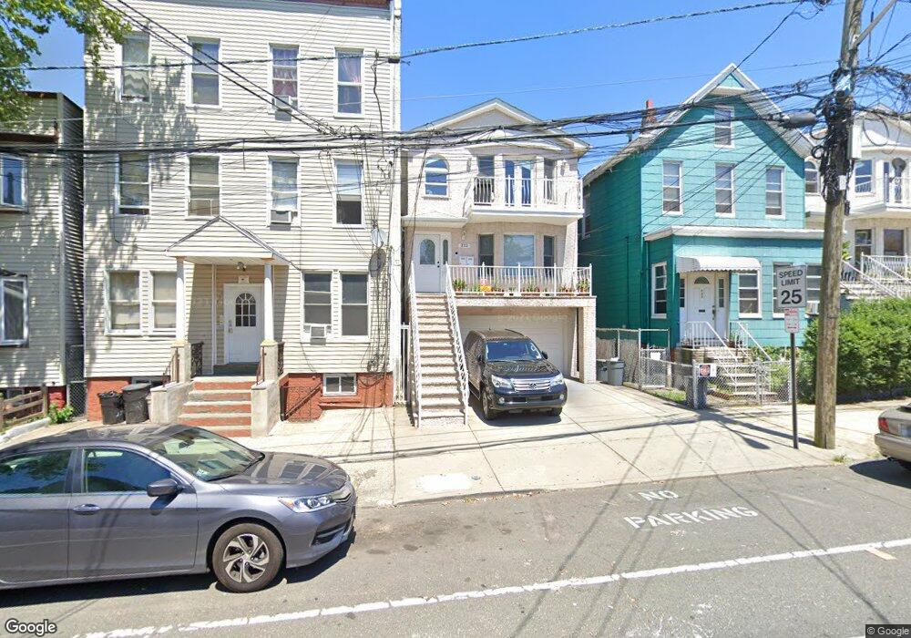 232 Linden Ave unit 2, Jersey City, NJ 07305 - photo 1