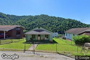 68 Lee St, Gauley Bridge, WV 25085