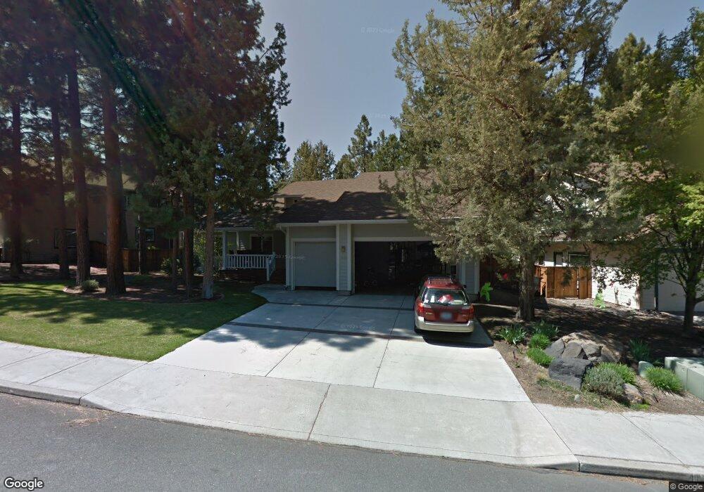 1900 NW Hill Point Dr, Bend, OR 97701 - photo 1