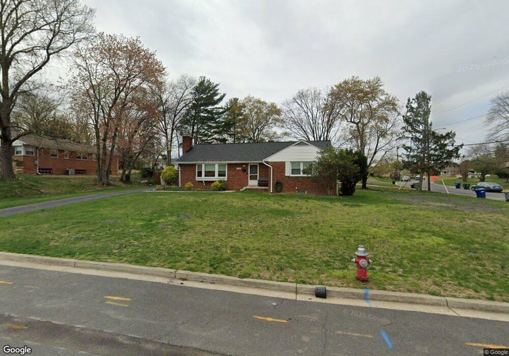 3318 Garland Dr, Falls Church, VA 22041 - photo 1