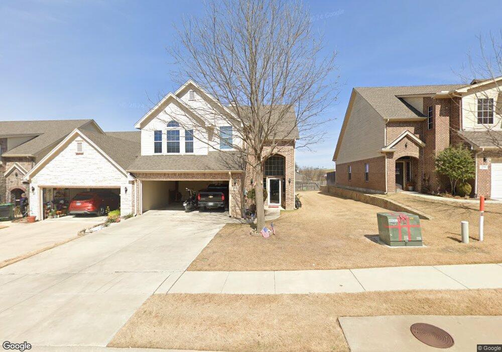 300 Greathouse Village, Decatur, TX 76234 - photo 1