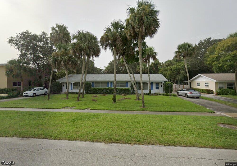 566 Azalea Ln, Vero Beach, FL 32963 - photo 1