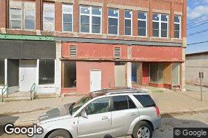 215 N Main St, Chariton, IA 50049