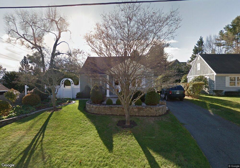 35 Gorham Rd, Fairfield, CT 06824 - photo 1