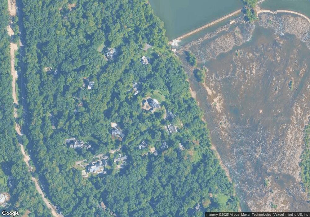 1155 Crest Ln, McLean, VA 22101 - photo 1