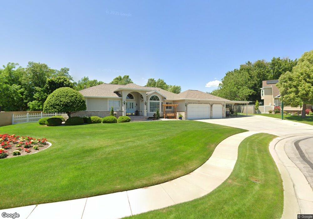 10456 S 2330 W, South Jordan, UT 84095 - photo 1