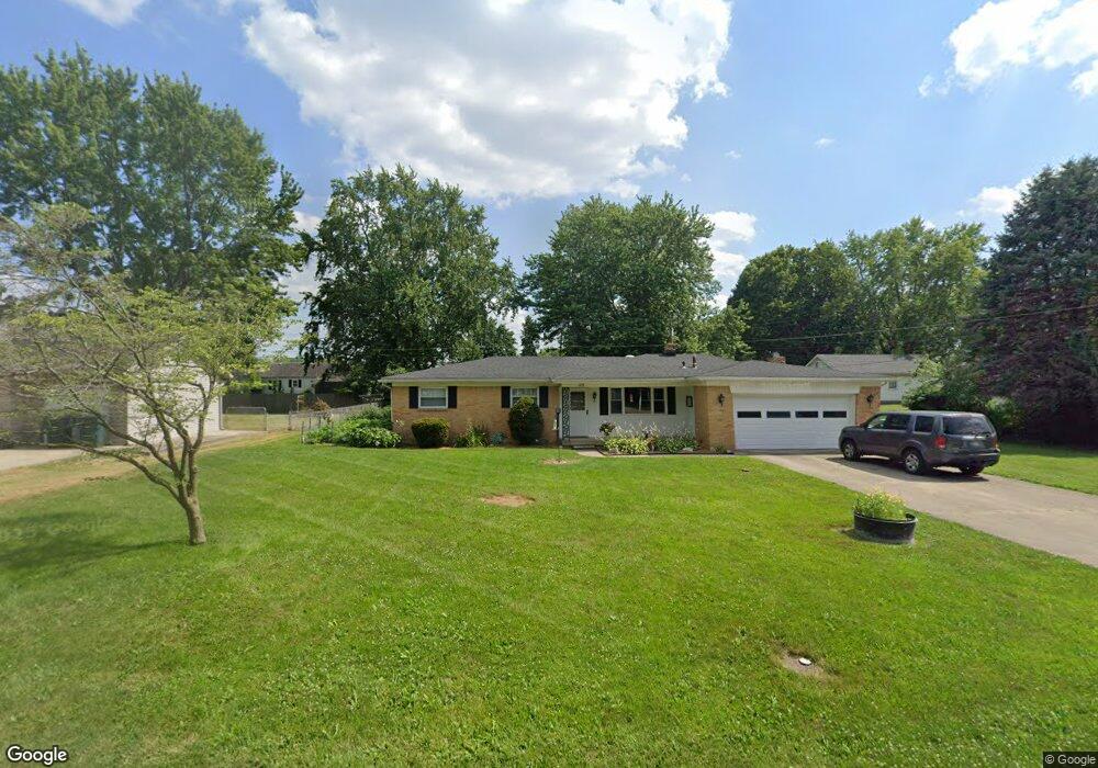 211 E 28th St, Muncie, IN 47302 - photo 1