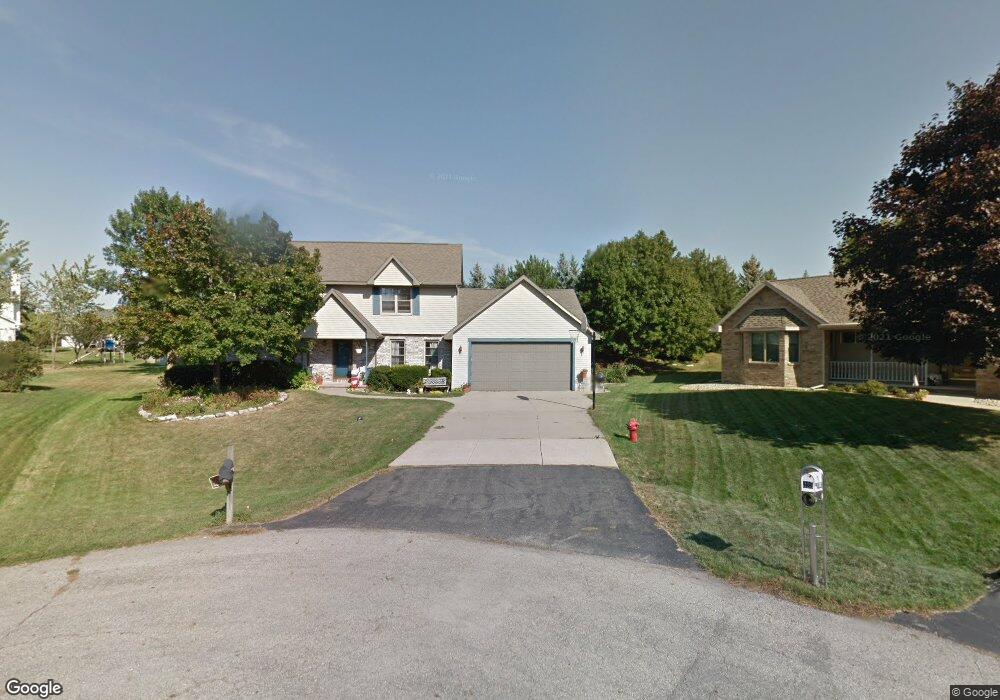 N334 Tamarack Cir, Appleton, WI 54915 - photo 1