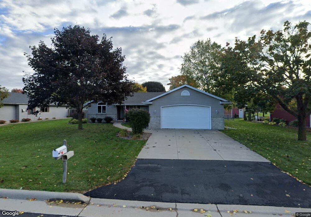 1506 N Lilas Dr, Appleton, WI 54914 - photo 1