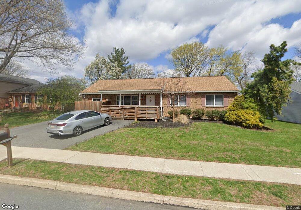 117 Nicol Dr, Reading, PA 19606 - photo 1