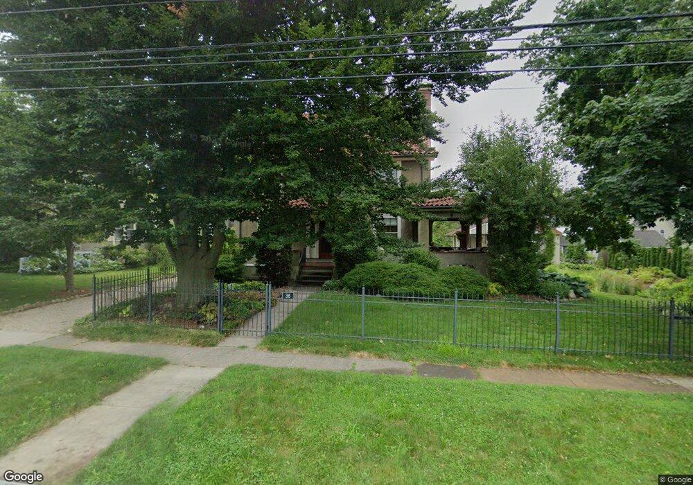 36 Beverly Rd, West Hartford, CT 06119 - photo 1