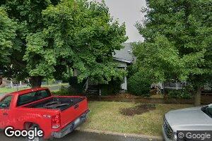 201 12th Ave, Hinton, WV 25951