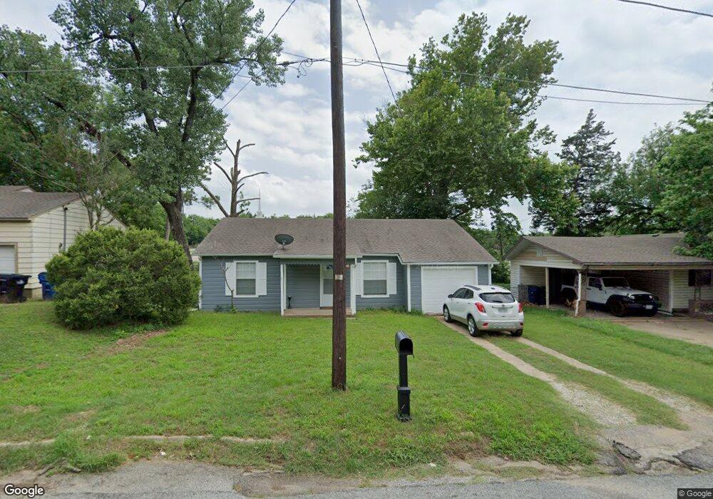 904 W Texas St, Denison, TX 75020 - photo 1