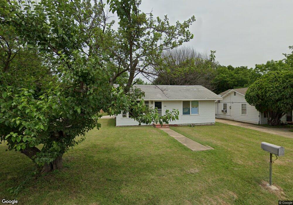 1529 1st Ave SW, Ardmore, OK 73401 - photo 1