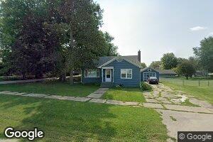 103 SW 6th St, Galva, IL 61434