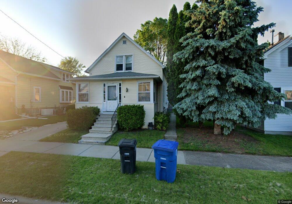 630 W 8th Ave, Oshkosh, WI 54902 - photo 1