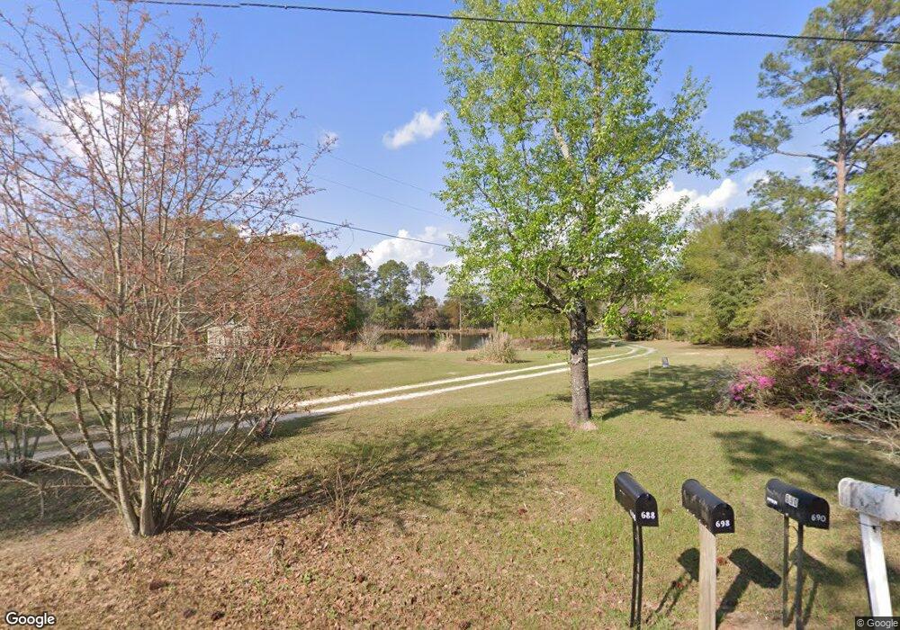 690 Batten Rd, Douglas, GA 31533 - photo 1