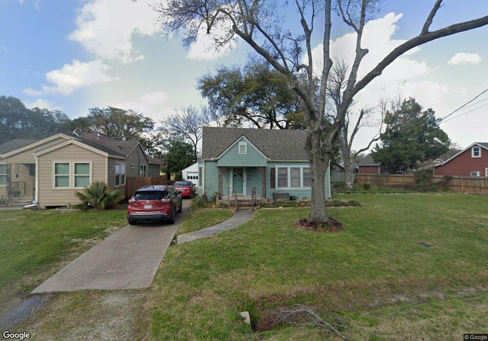 311 Caplin St, Houston, TX 77022 - photo 1