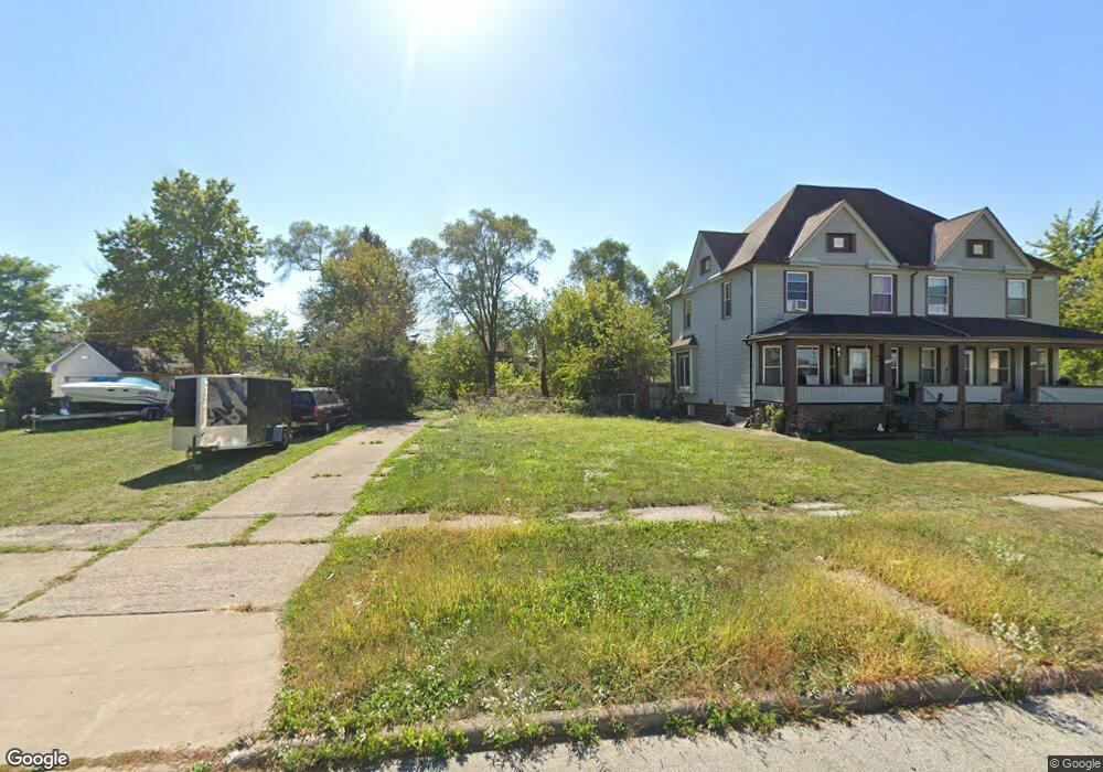 1908 E 29th St, Lorain, OH 44055 - photo 1