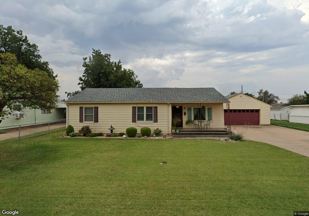 2817 E Maple Ave, Enid, OK 73701 - photo 1