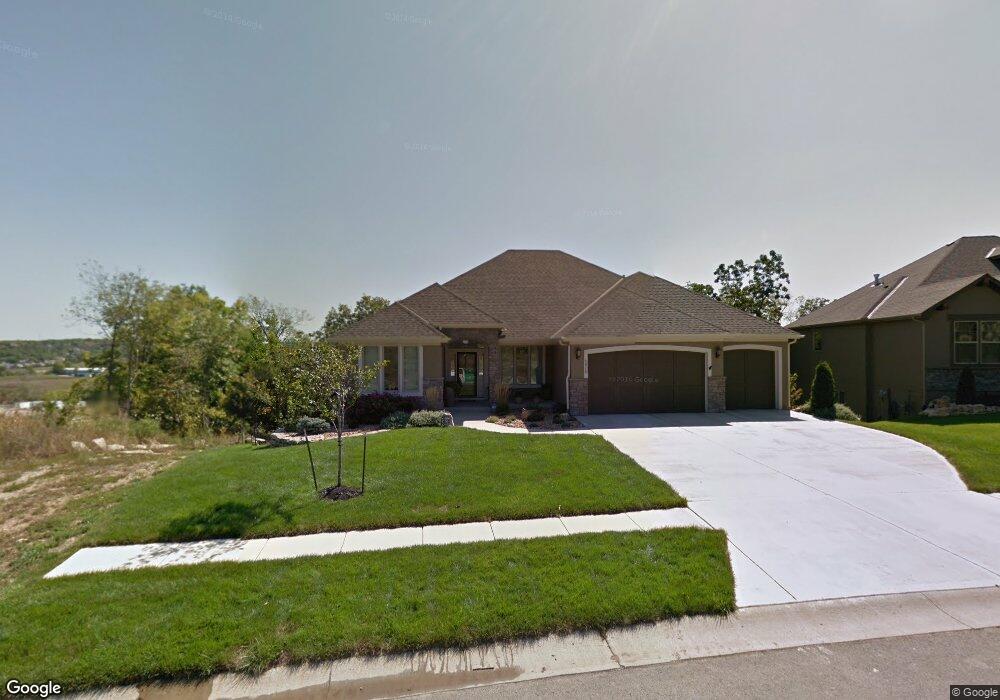 6825 Millbrook St, Shawnee, KS 66218 - photo 1