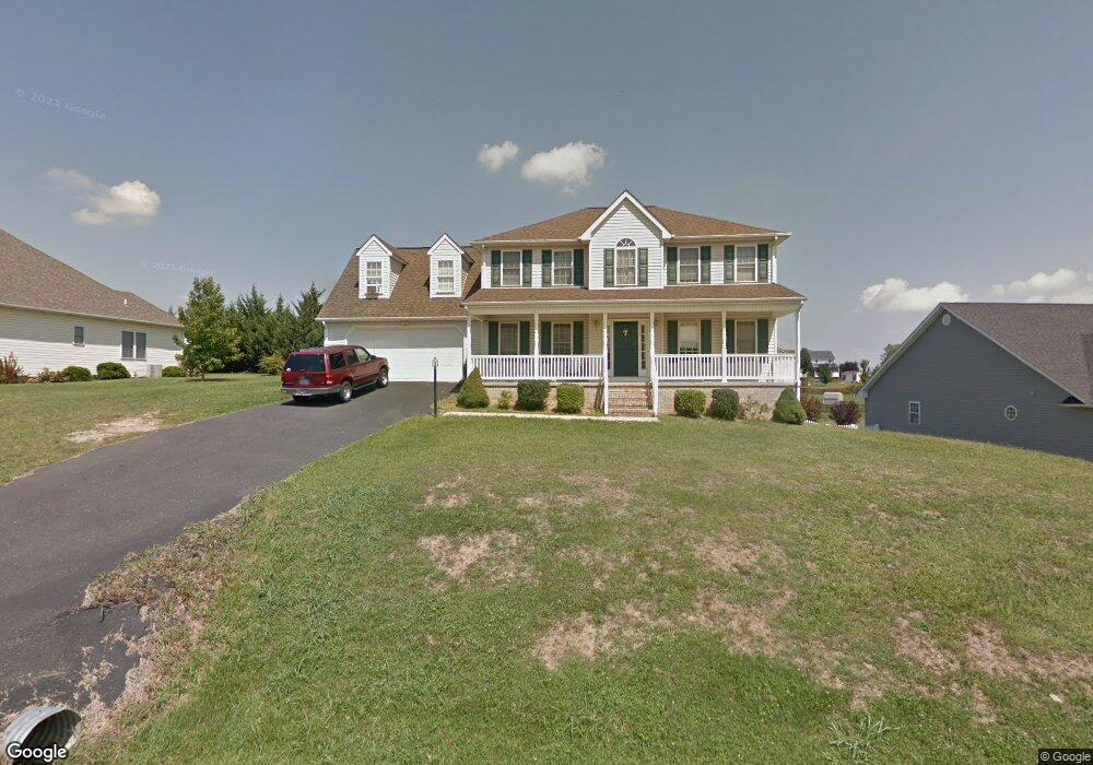 67 Windsor Dr, Fishersville, VA 22939 - photo 1