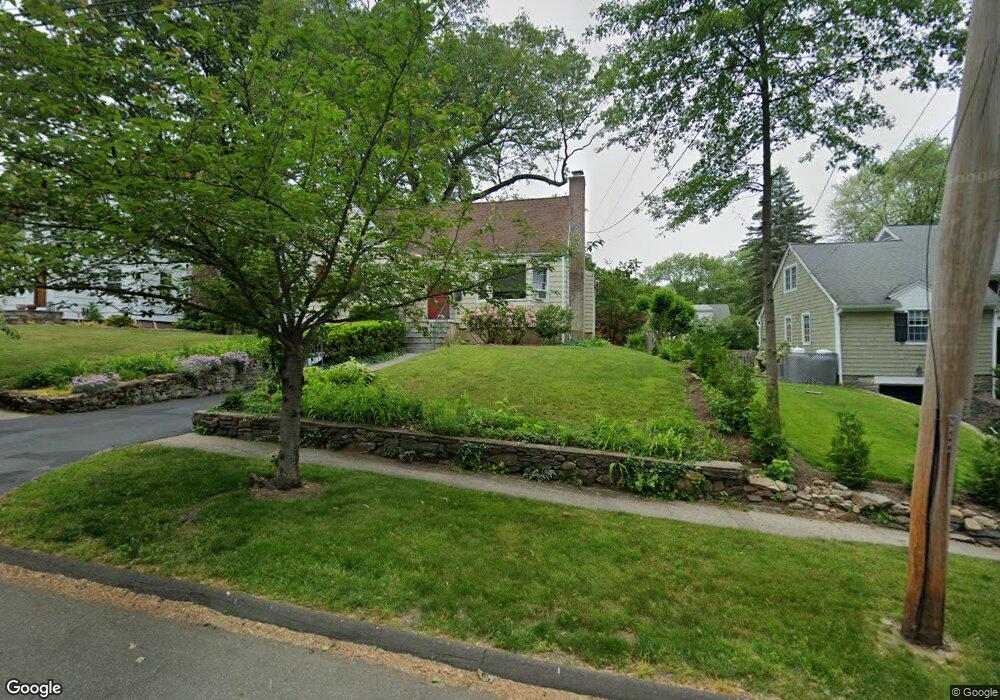 98 Argonne St, Fairfield, CT 06825 - photo 1