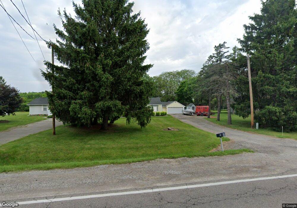 1096 S Graham Rd, Flint, MI 48532 - photo 1