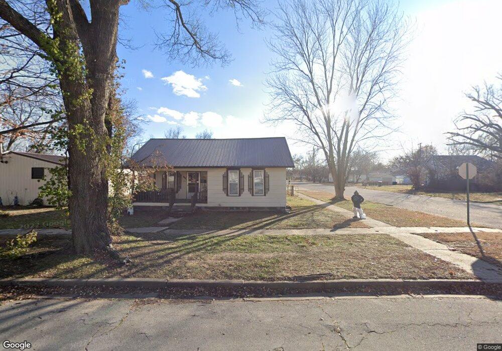 313 N 23rd St, Parsons, KS 67357 - photo 1