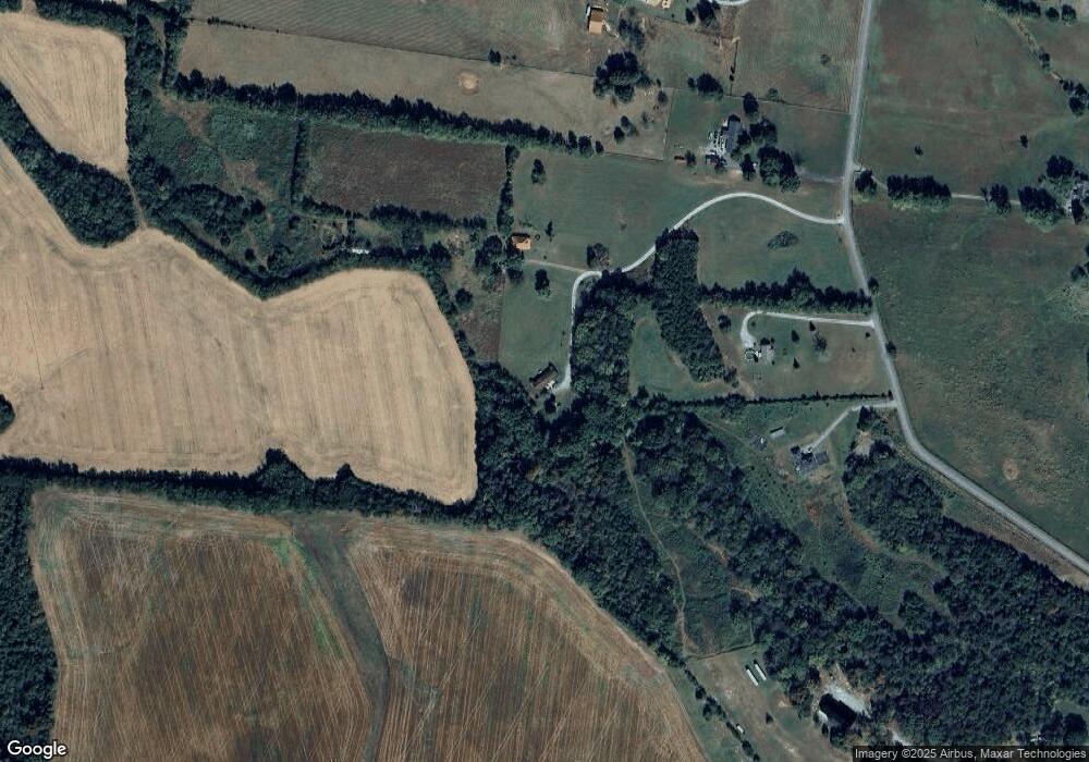 250 Coble Rd, Shelbyville, TN 37160 - photo 1