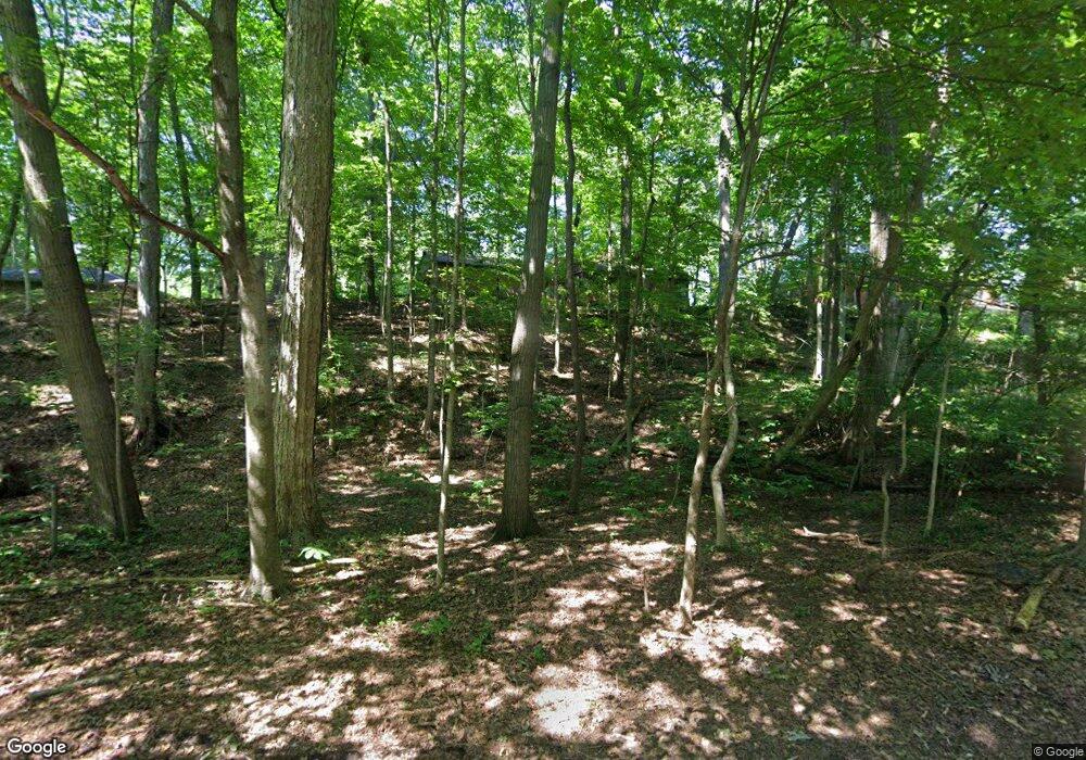 674 Overbrook Dr, Columbus, OH 43214 - photo 1