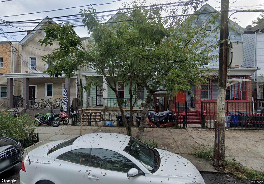 231 Warwick St, Brooklyn, NY 11207 - photo 1