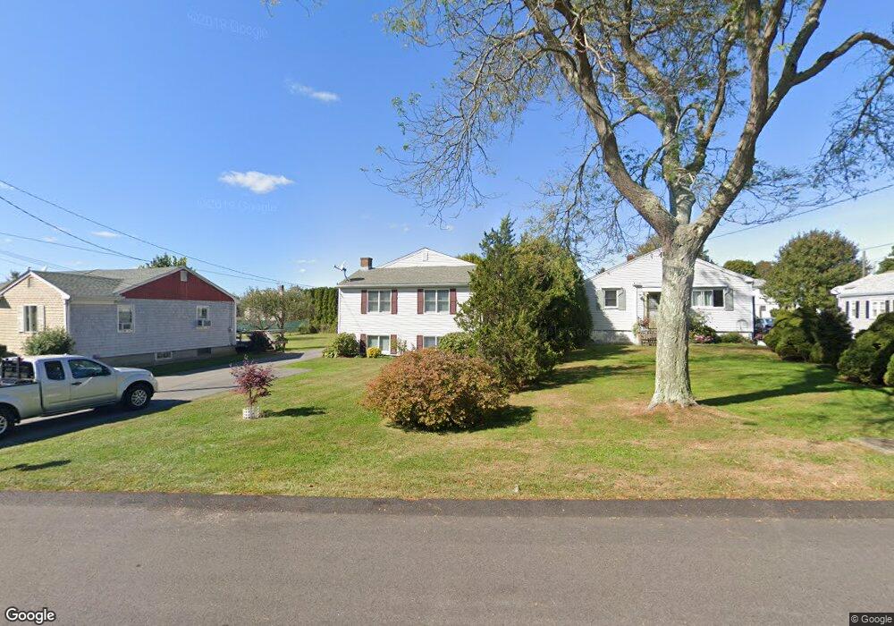 62 Newport Ave, Middletown, RI 02842 - photo 1