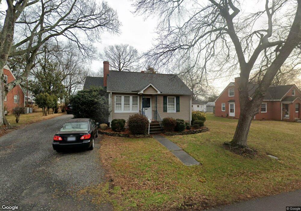 104 Grace St, Oxford, NC 27565 - photo 1