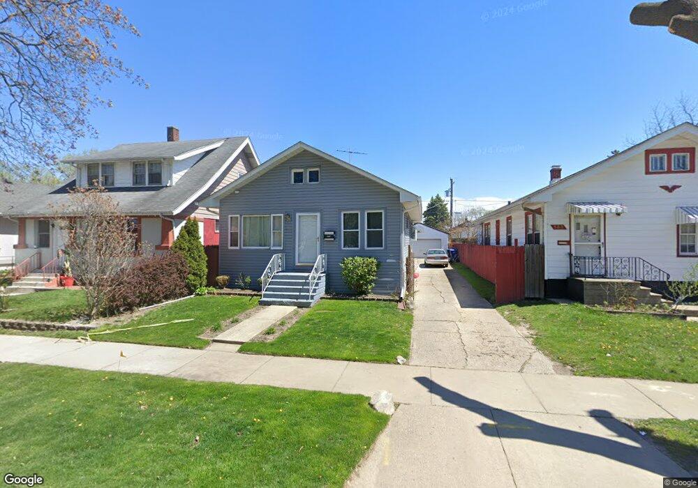 131 S Fulton Ave, Waukegan, IL 60085 - photo 1