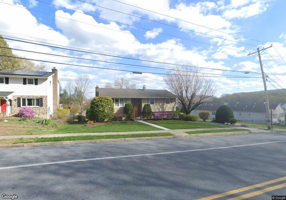 315 W Neversink Rd, Reading, PA 19606 - photo 1