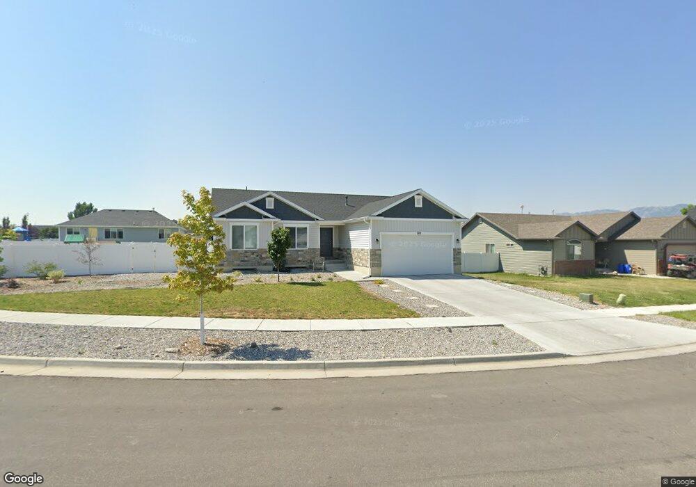 589 W 275 N unit 207, Hyrum, UT 84319 - photo 1