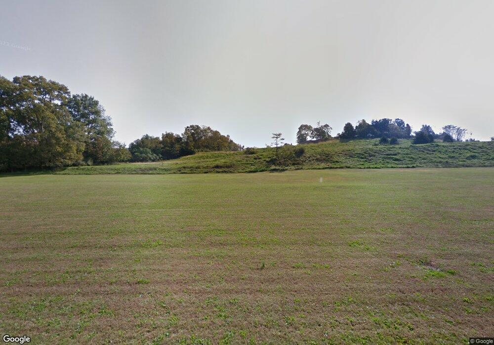 276 Meadowcreek Dr N, Chambersburg, PA 17202 - photo 1