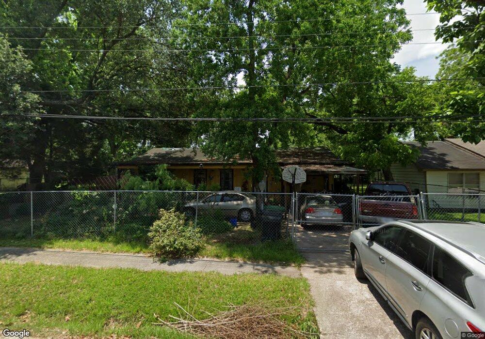 9611 Edgeworth St, Houston, TX 77093 - photo 1
