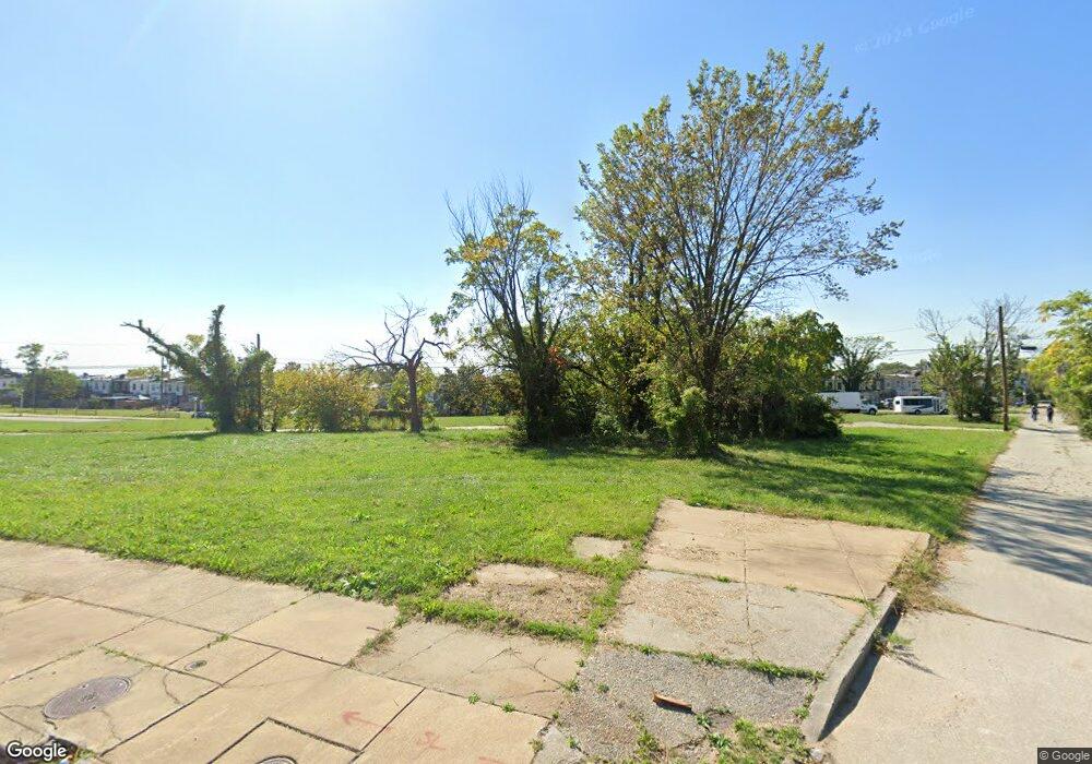 2754 Fenwick Ave, Baltimore, MD 21218 - photo 1