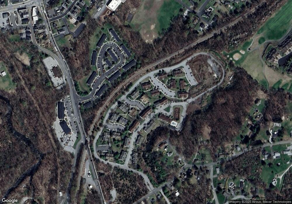 102 Falcon Ridge Way N unit 2, Hamburg, NJ 07419 - photo 1